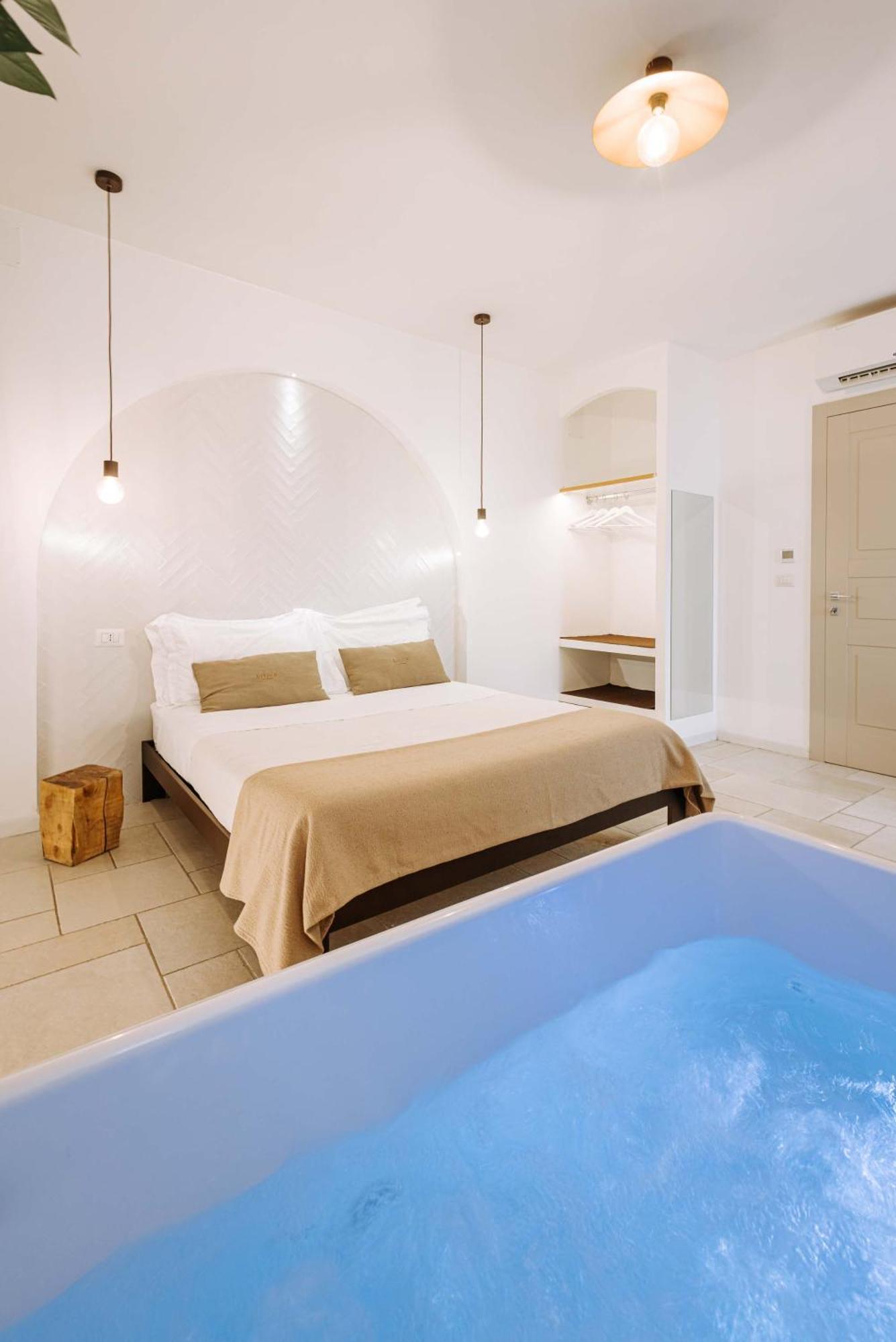 Dirium - Exclusive Rooms Monopoli Zewnętrze zdjęcie